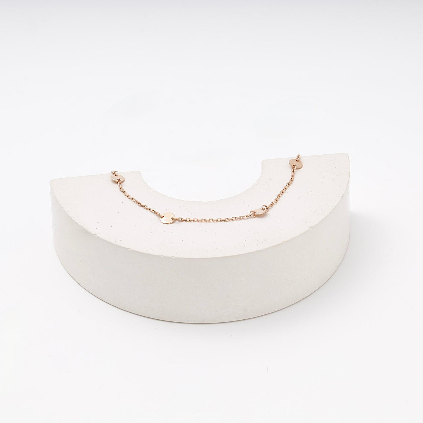 Rose gold 585 chain bracelet with round disc stations — Kabluchka
