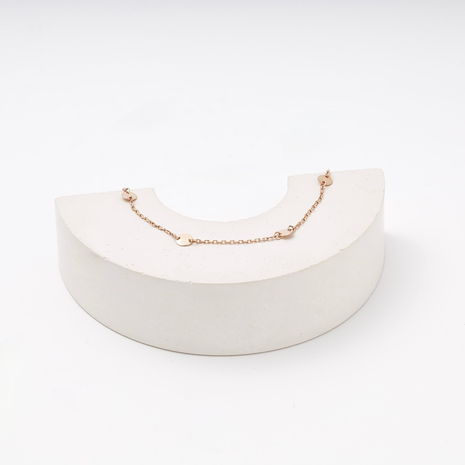 Rose gold 585 chain bracelet with round disc stations — Kabluchka