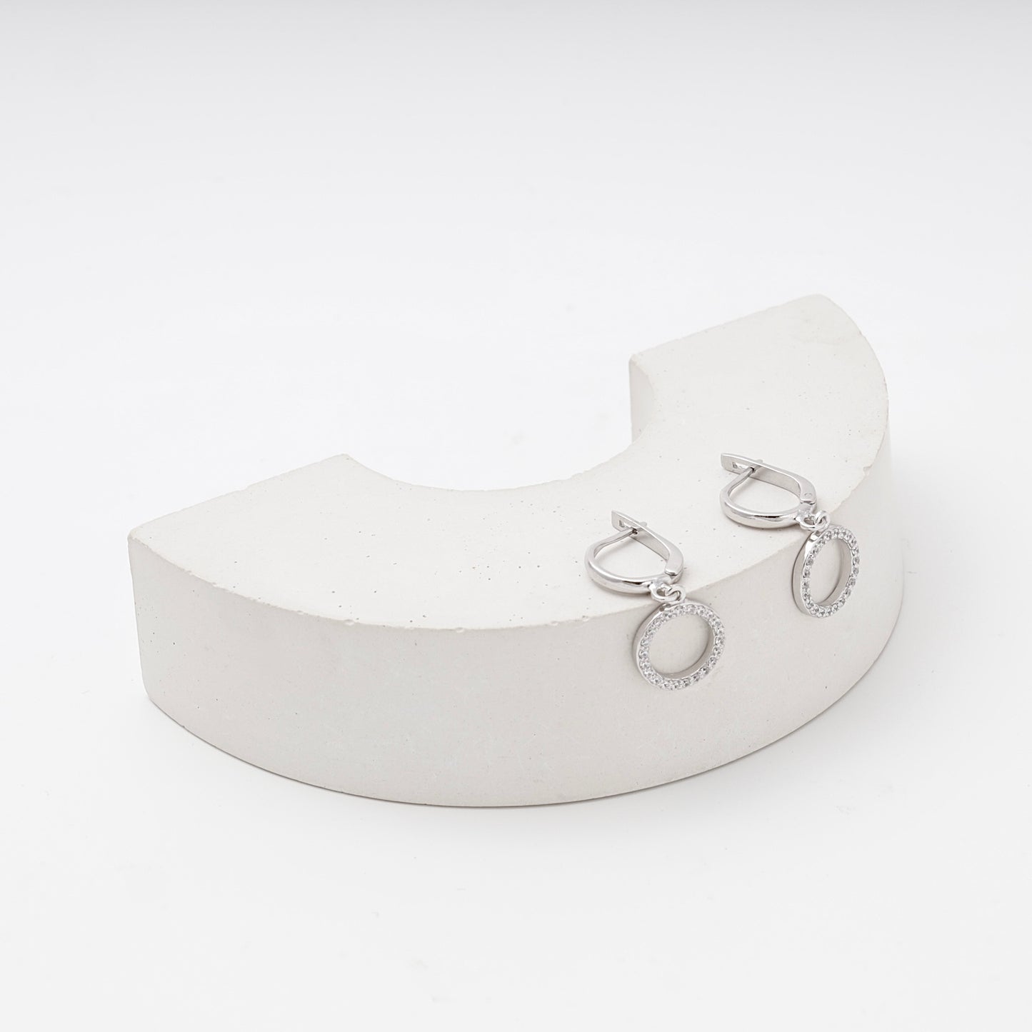 Silver 925 circle drop earrings with cubic zirconia — Kabluchka
