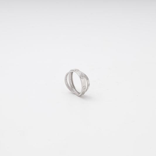Silver 925 Crossover Love Ring with CZ flat lay — Kabluchka
