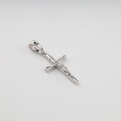Silver 925 polished crucifix pendant, front view
