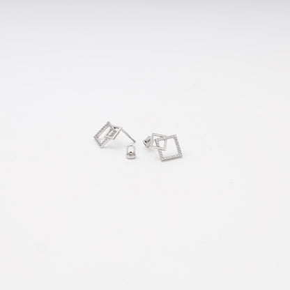White gold 585 geometric stud earrings with CZ, side view showing push-back closure — Kabluchka
