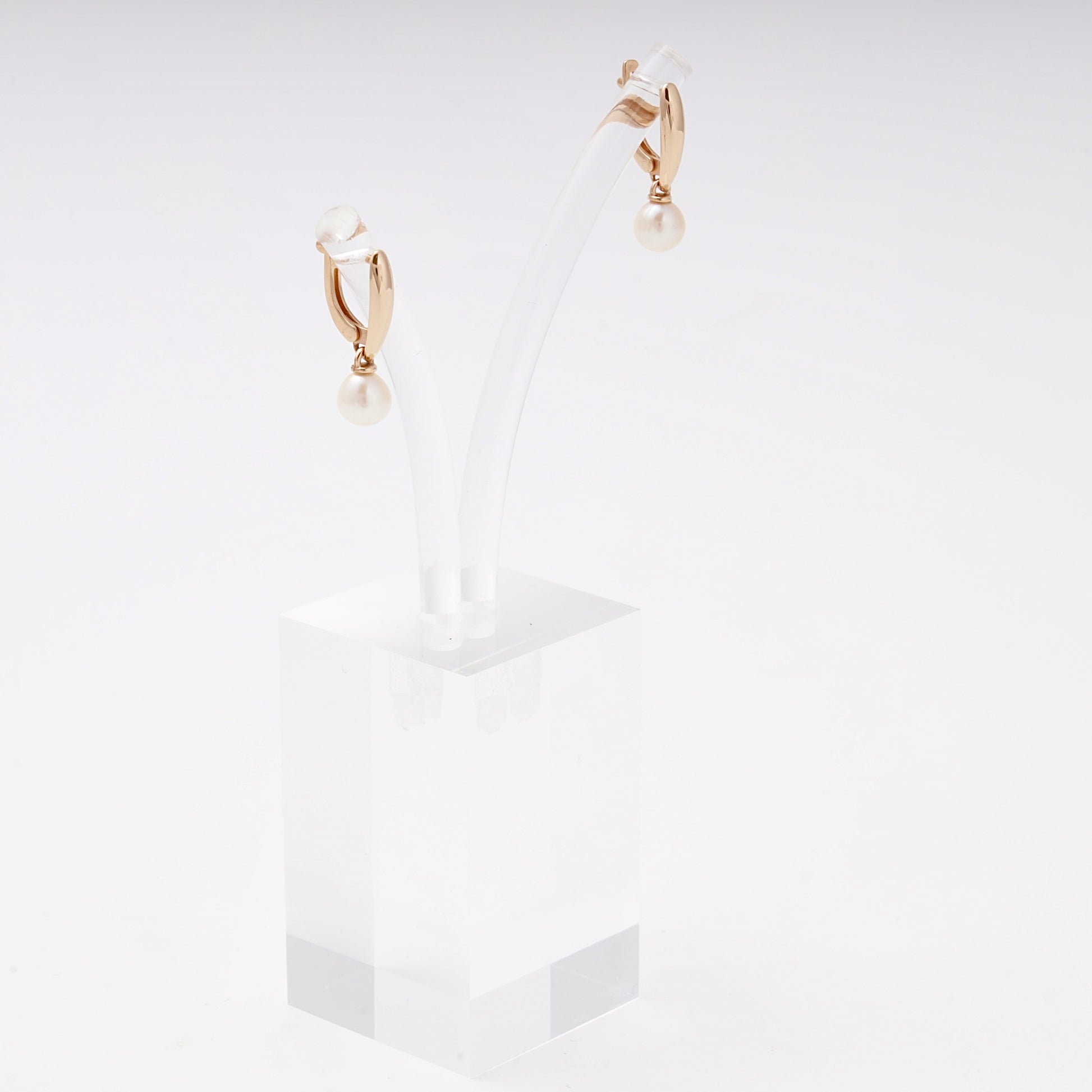 Rose Gold 585 Drop Earrings with Cultured Pearl — side view — Kabluchka
