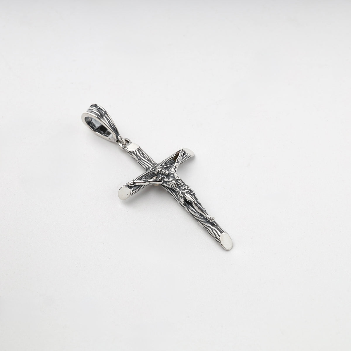 Silver 925 textured crucifix pendant, front view