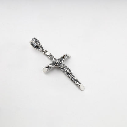 Silver 925 textured crucifix pendant, front view