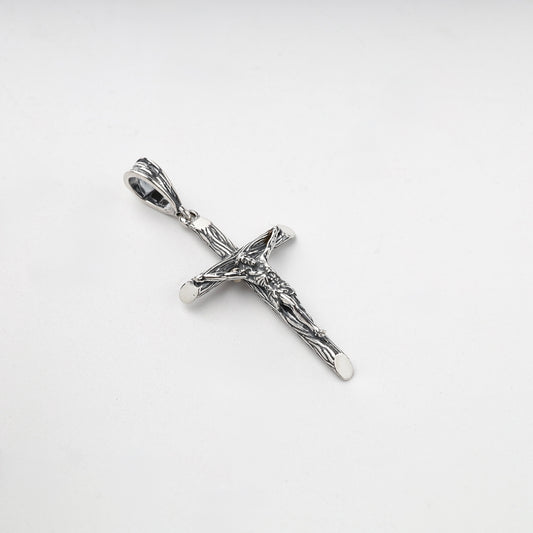 Silver 925 textured crucifix pendant, front view