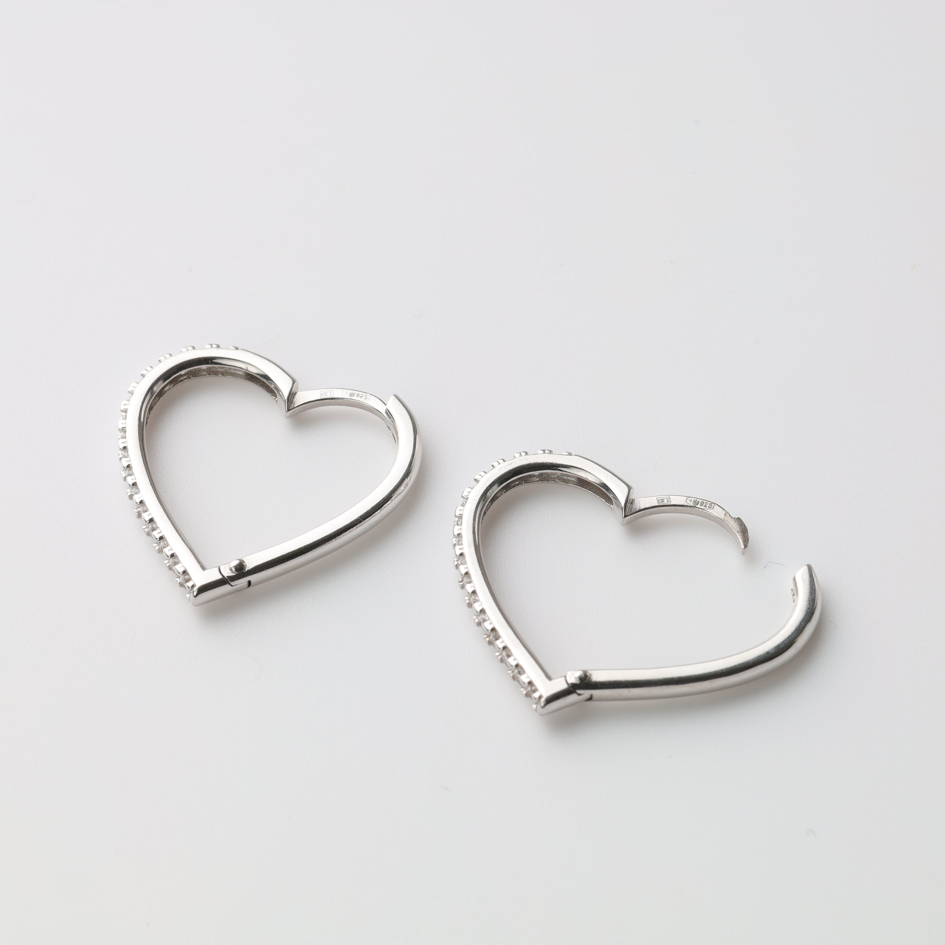 Heart huggie earrings silver 925 with CZ pavé - Kabluchka Jewelry
