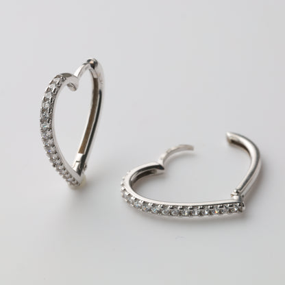 Silver 925 heart huggie earrings side view - Kabluchka