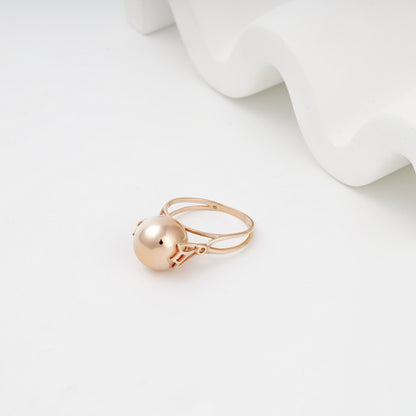 Rose gold sphere ring, angled side view — 300337 — Kabluchka