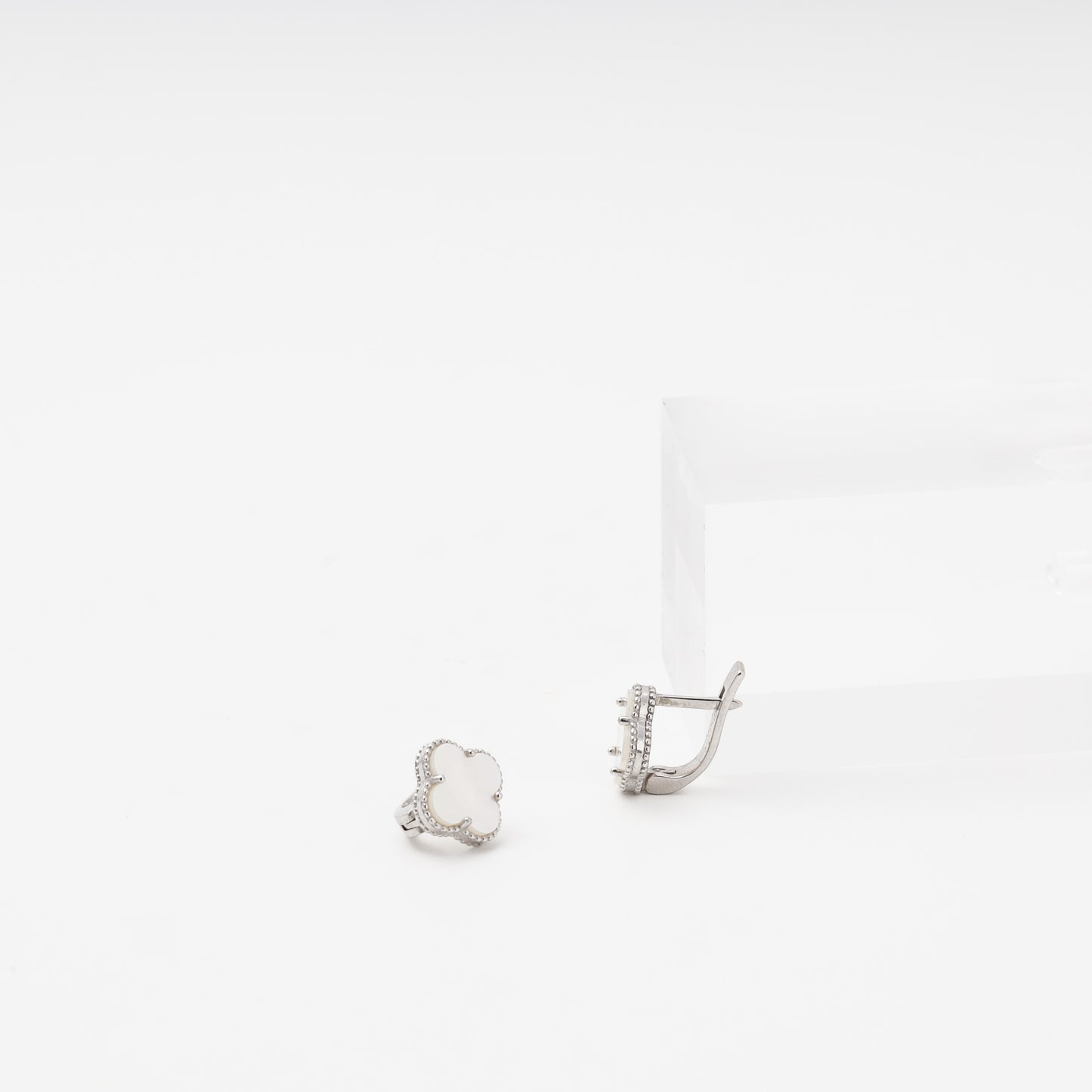 Silver clover drop earrings front view close up — Kabluchka