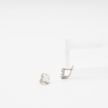 Silver clover drop earrings front view close up — Kabluchka