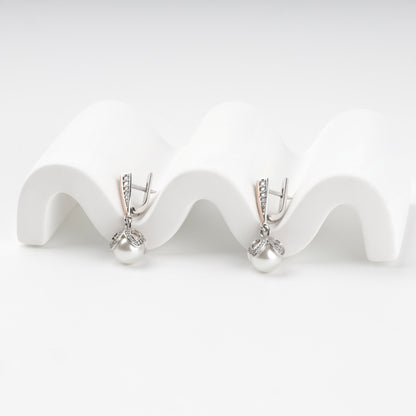 Silver and gold drop earrings side view with English locks — Kabluchka