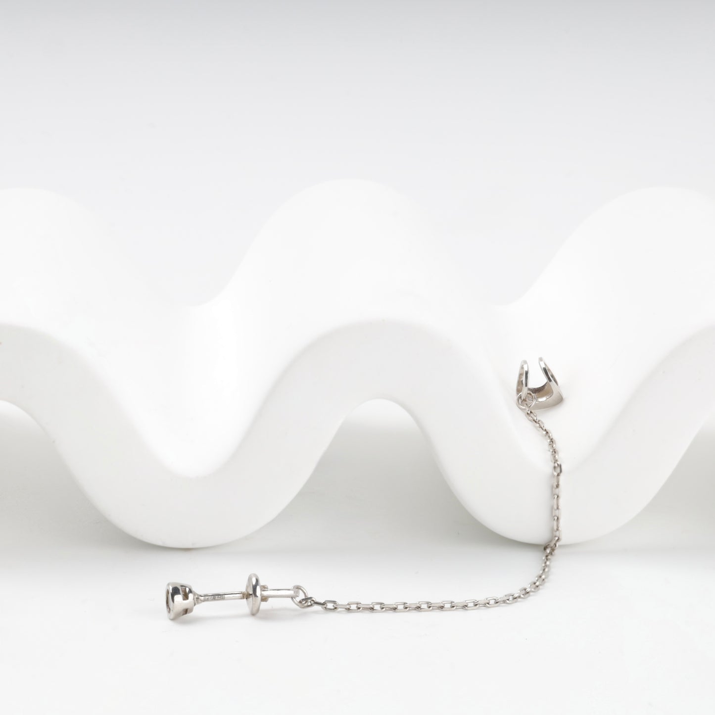Silver 925 ear cuff earring stud detail — Kabluchka