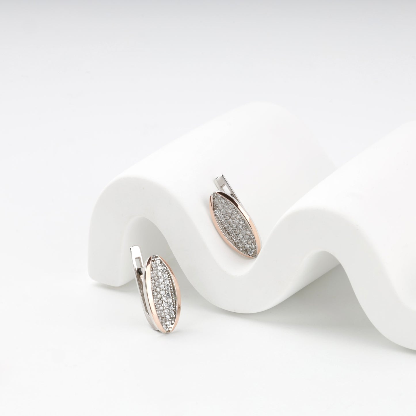 Cubic zirconia earrings with English locks — Kabluchka