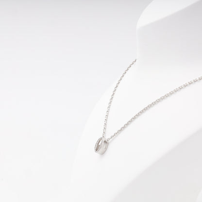 Silver 925 oval cubic zirconia pendant on chain — Kabluchka