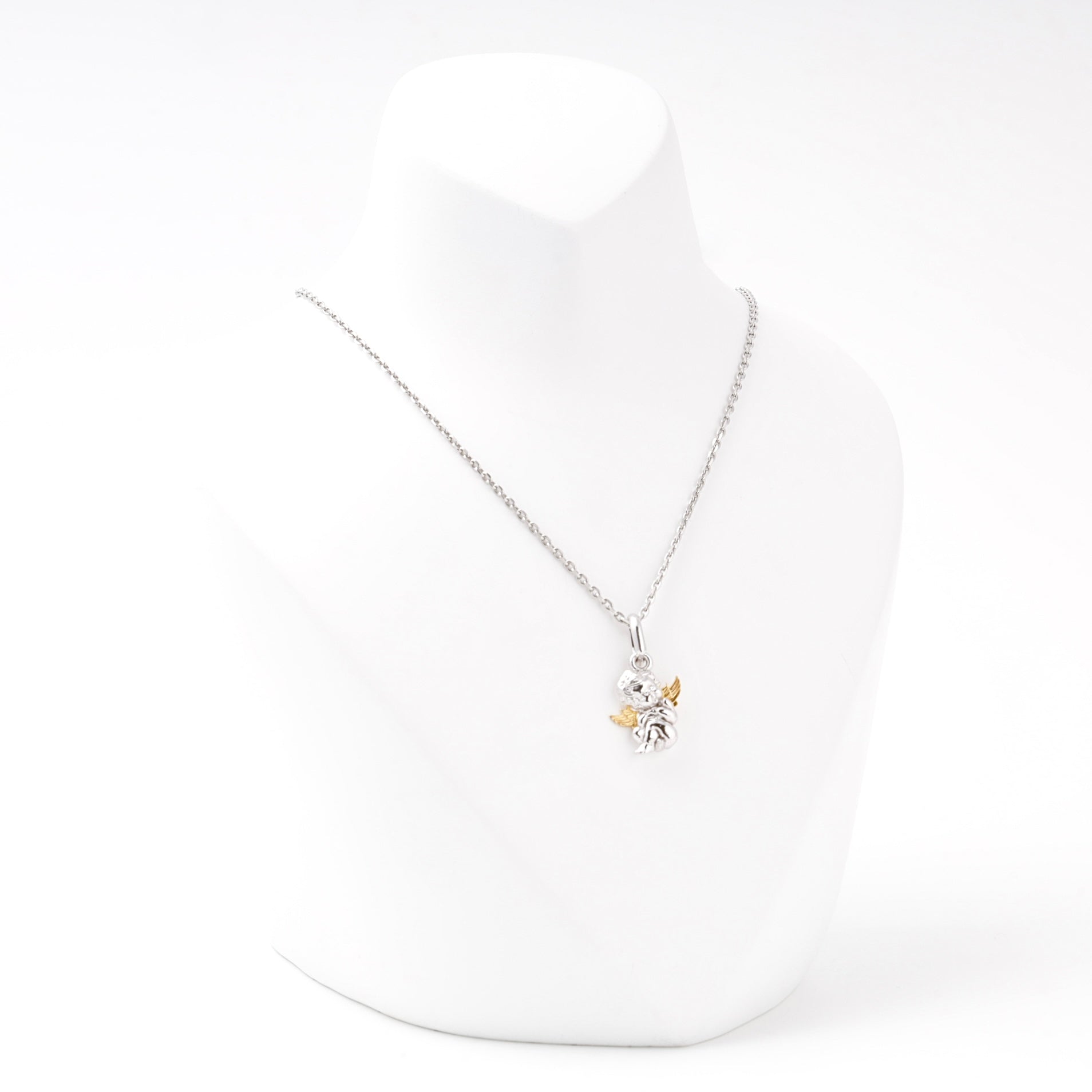 Silver 925 Angel Cherub Pendant with Gold Wings flat lay — Kabluchka