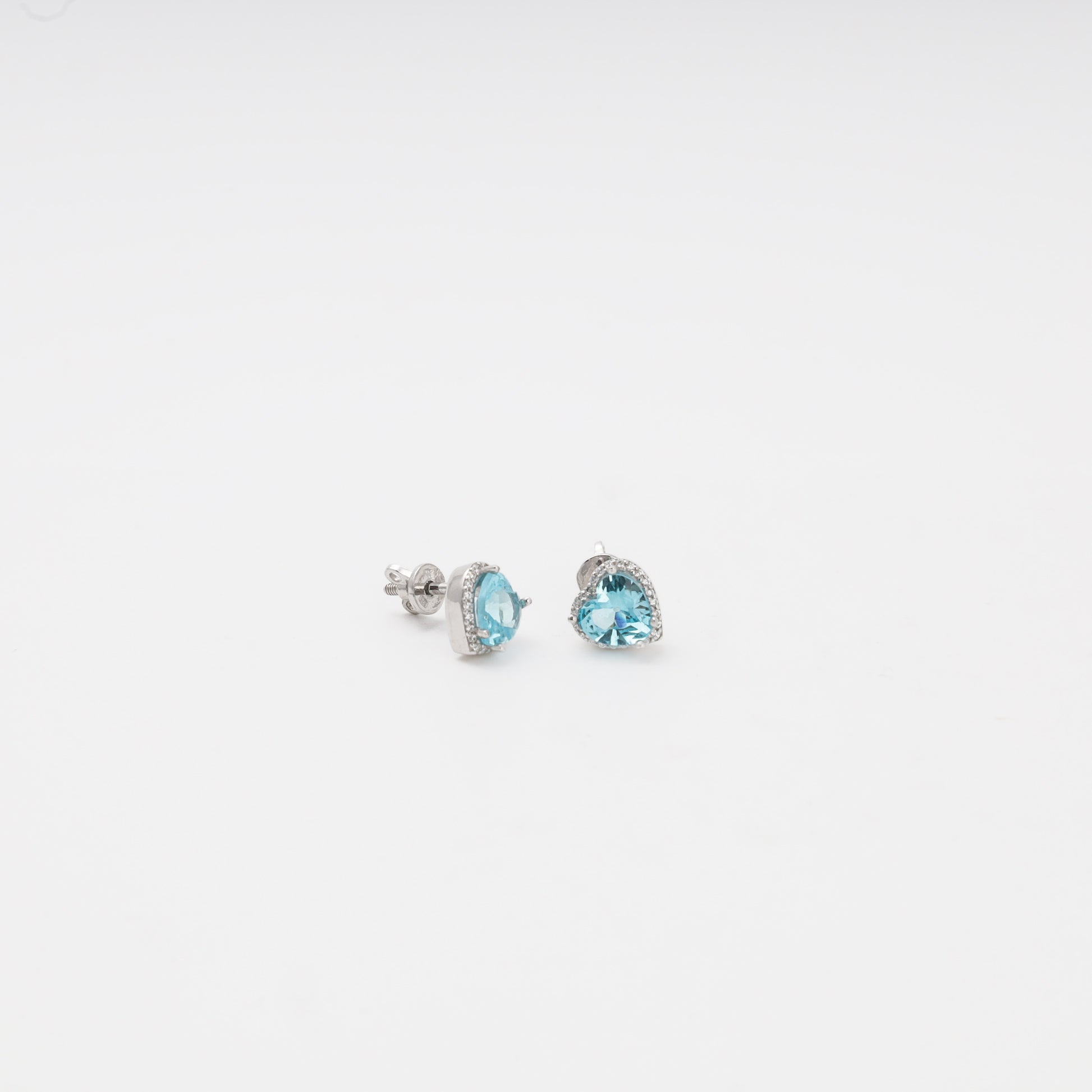 Silver 925 Blue CZ Heart Stud on ear — Kabluchka