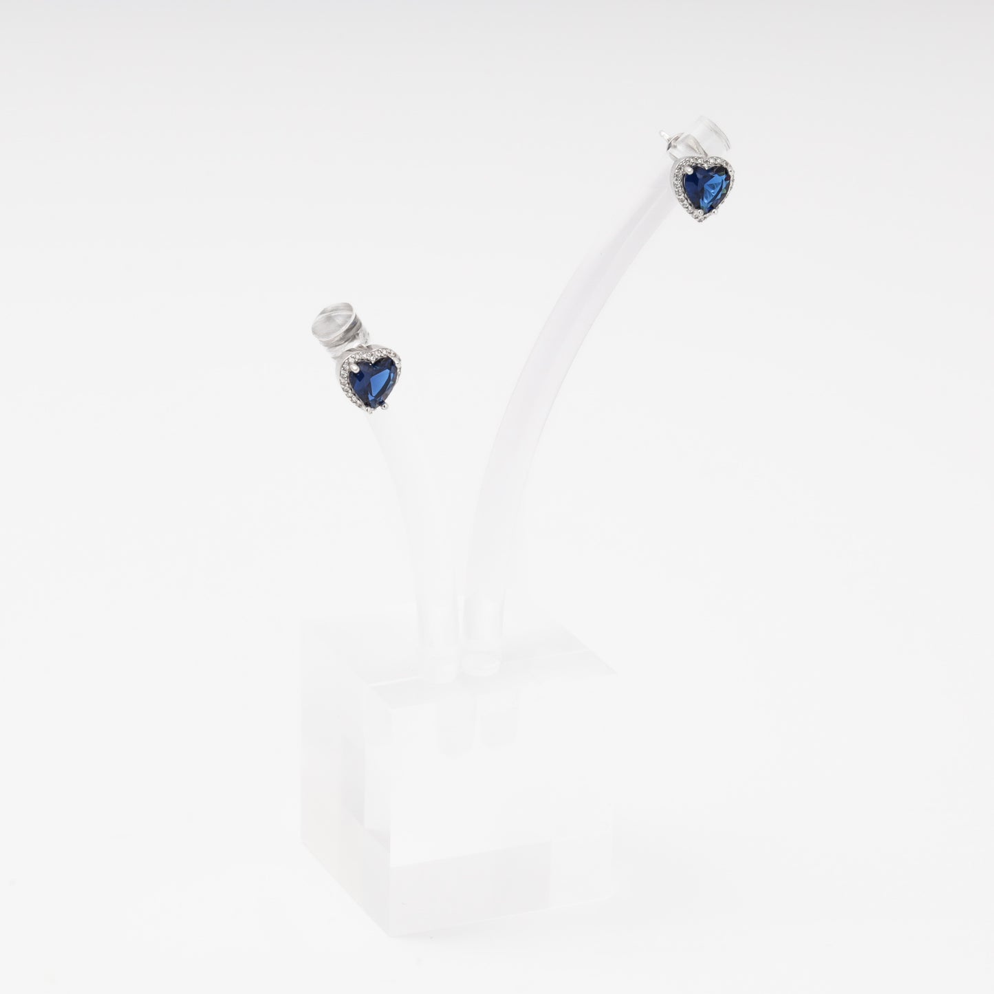 Silver 925 heart stud earrings with blue CZ halo — Kabluchka