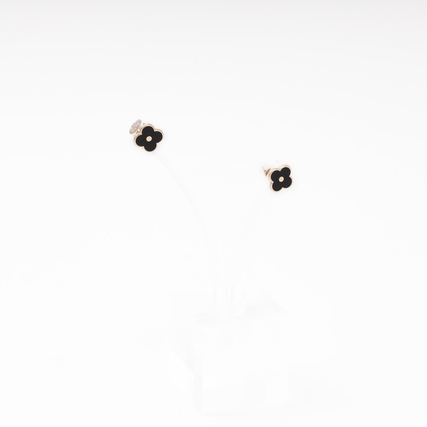 Rose gold 585 clover stud earrings — Kabluchka