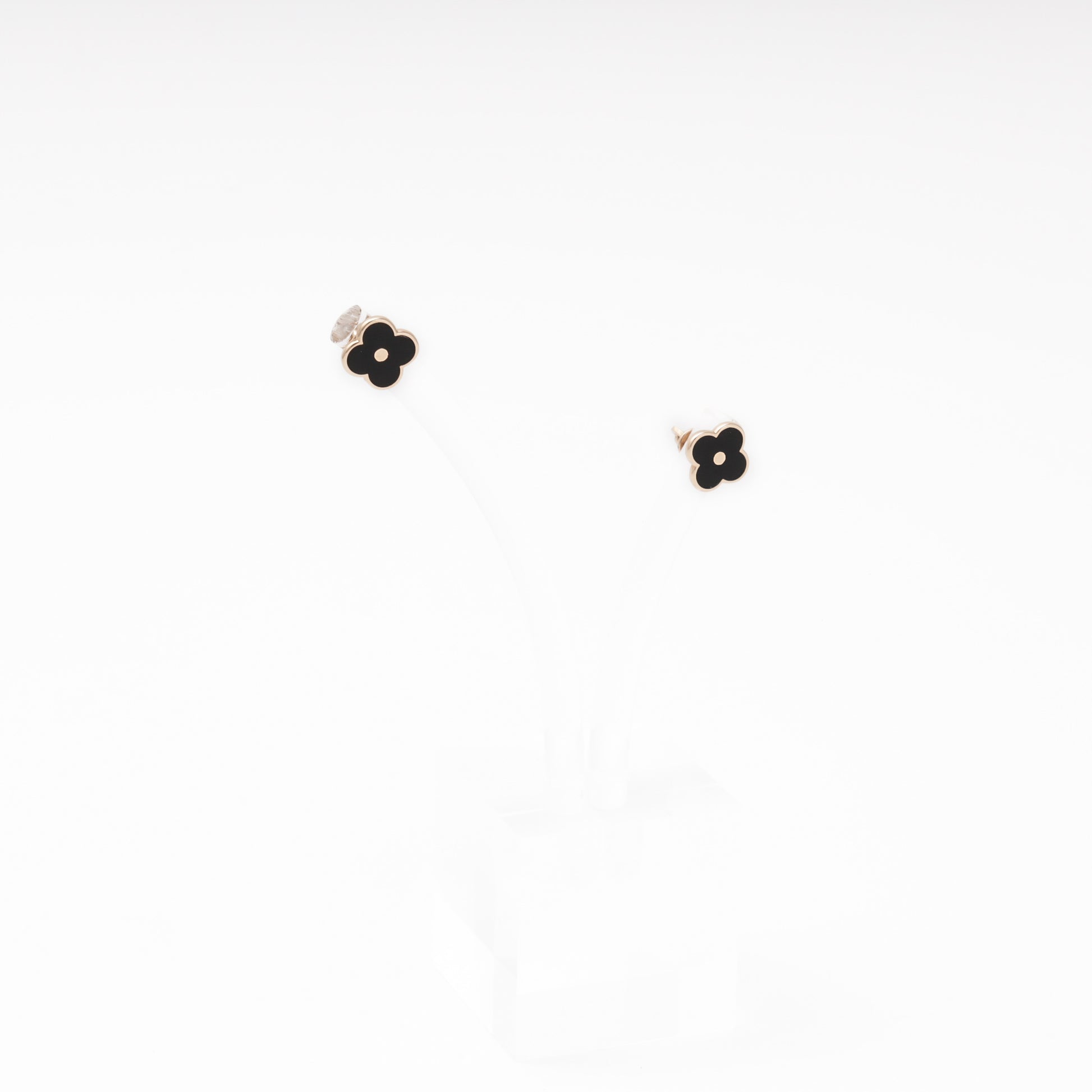 Rose gold 585 clover stud earrings — Kabluchka