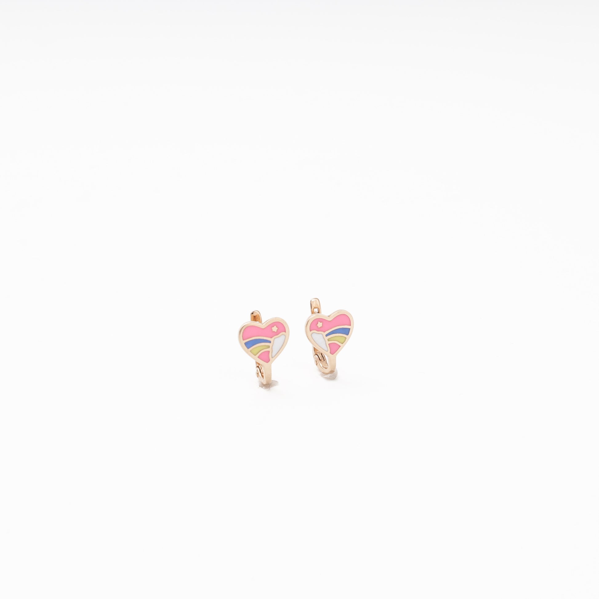 Children's rose gold 585 heart earrings with rainbow enamel, front view — Kabluchka
