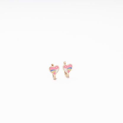 Children's rose gold 585 heart earrings with rainbow enamel, front view — Kabluchka