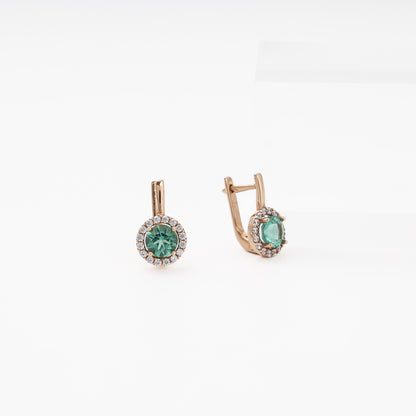 Rose gold 585 earrings with green quartz, front and side view showing English lock — Kabluchka
