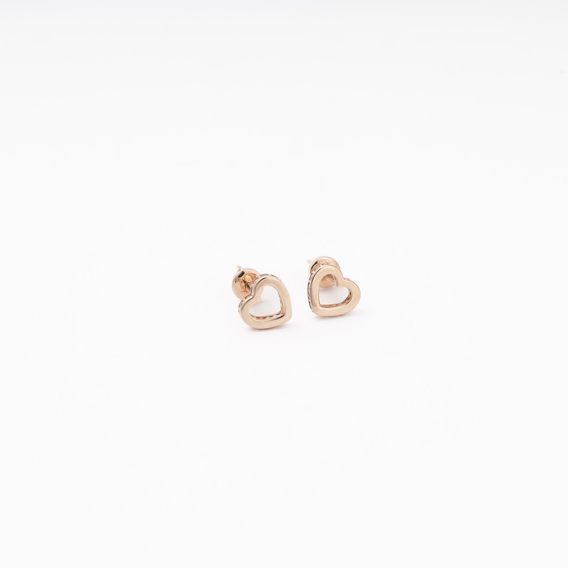 Rose Gold 585 Open Heart Stud Earrings with CZ — detail — Kabluchka