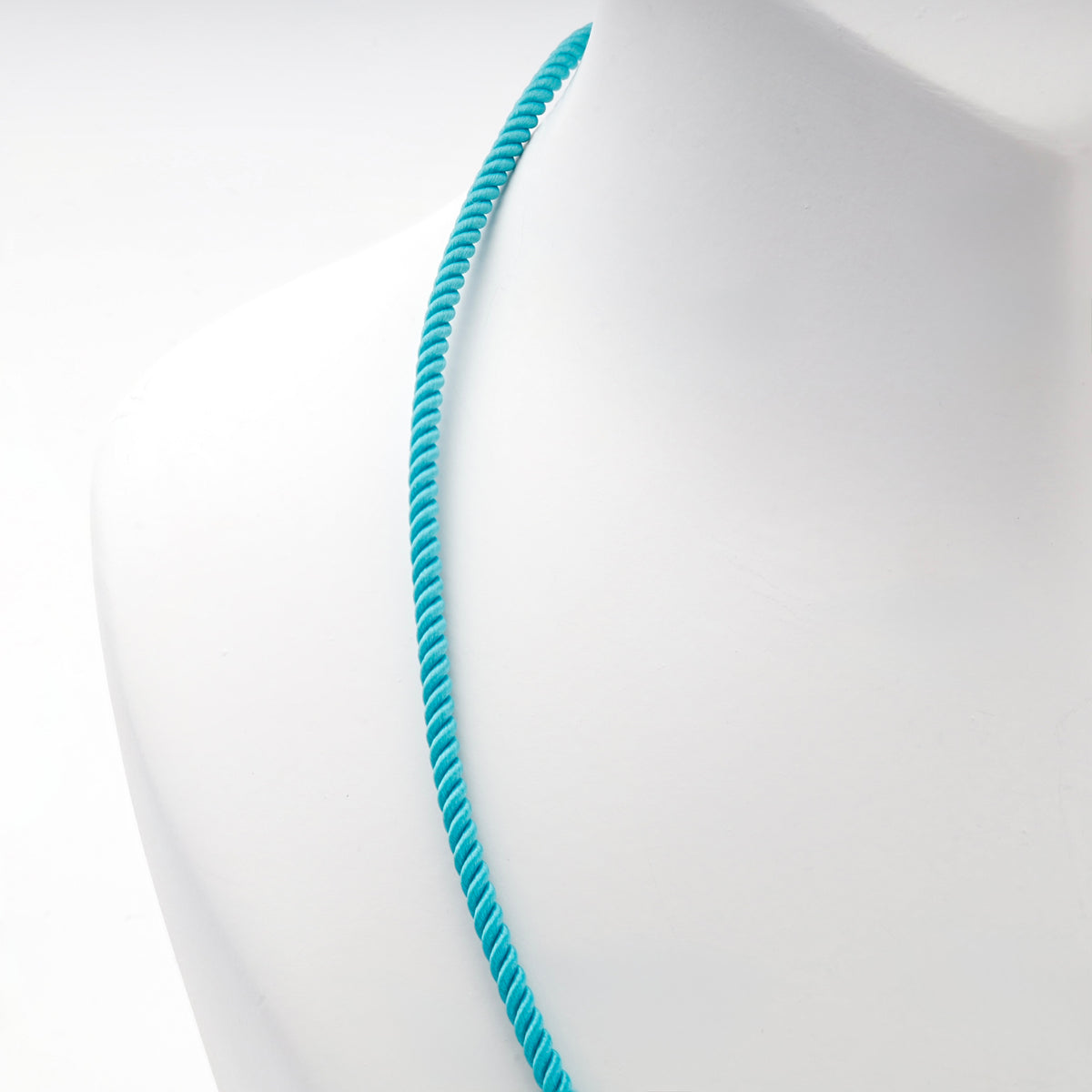 Turquoise braided silk cord necklace detail — Kabluchka