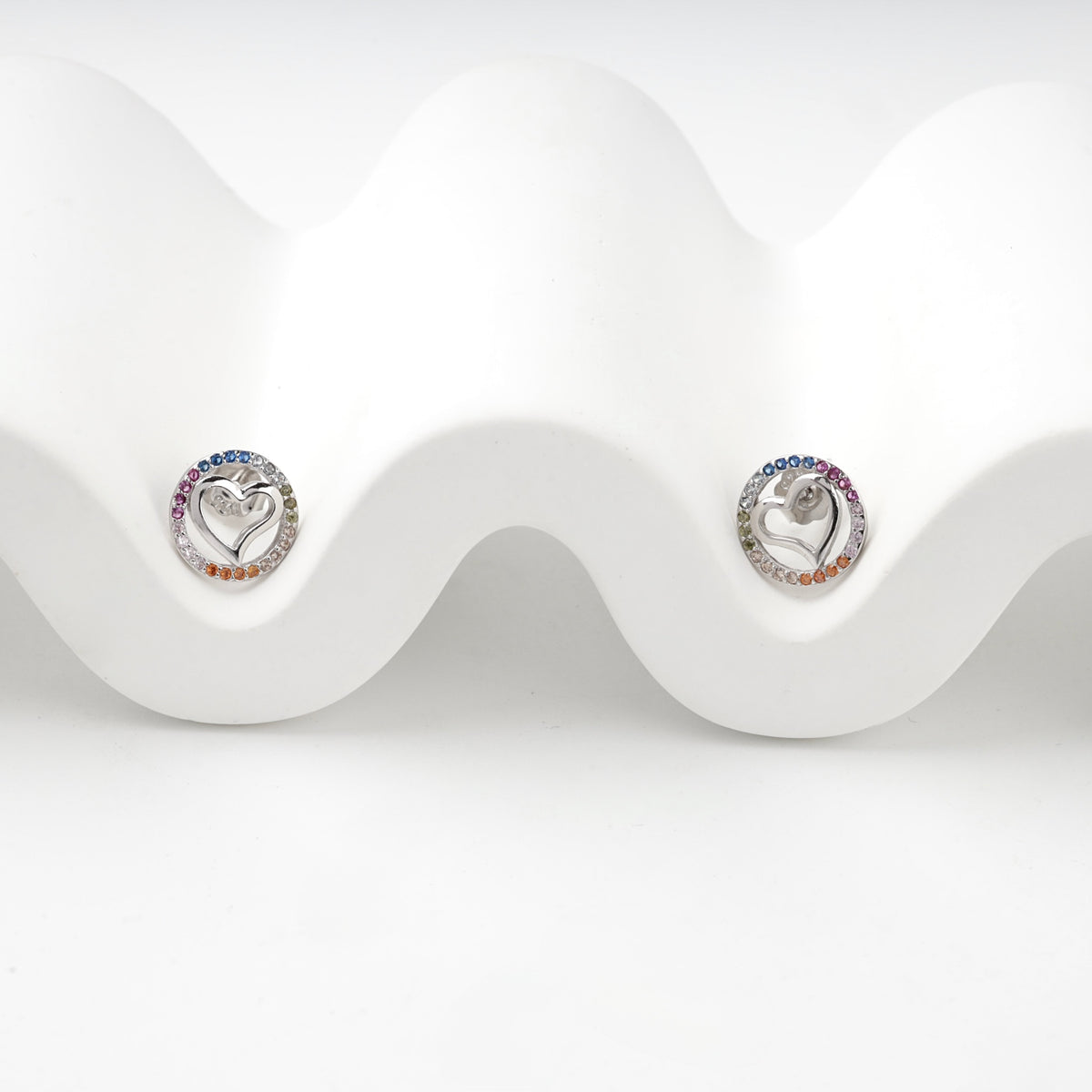 Rhodium-plated Silver 925 multicolor cubic zirconia heart stud earrings