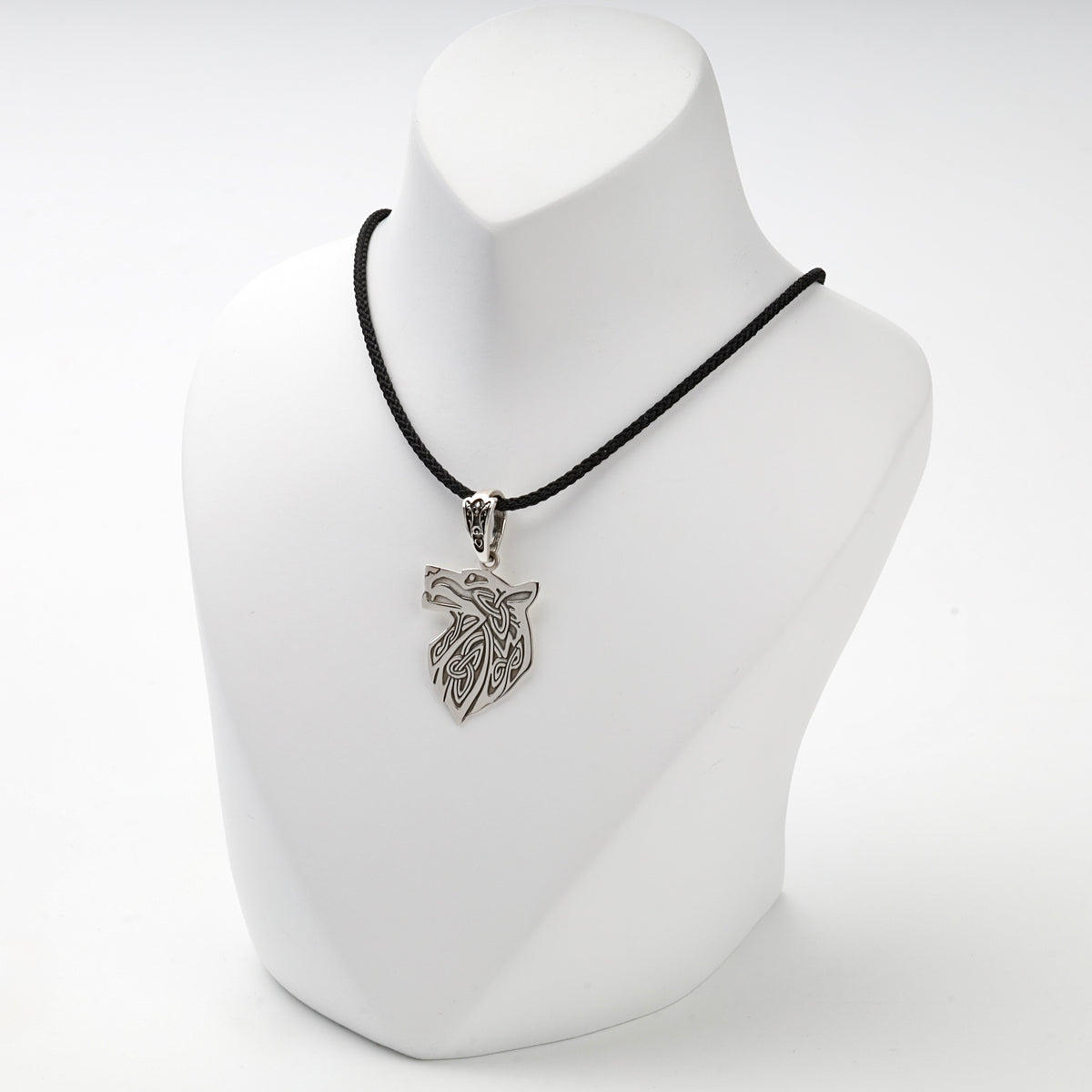 Unisex Silver 925 wolf head pendant on a black styling cord, not included