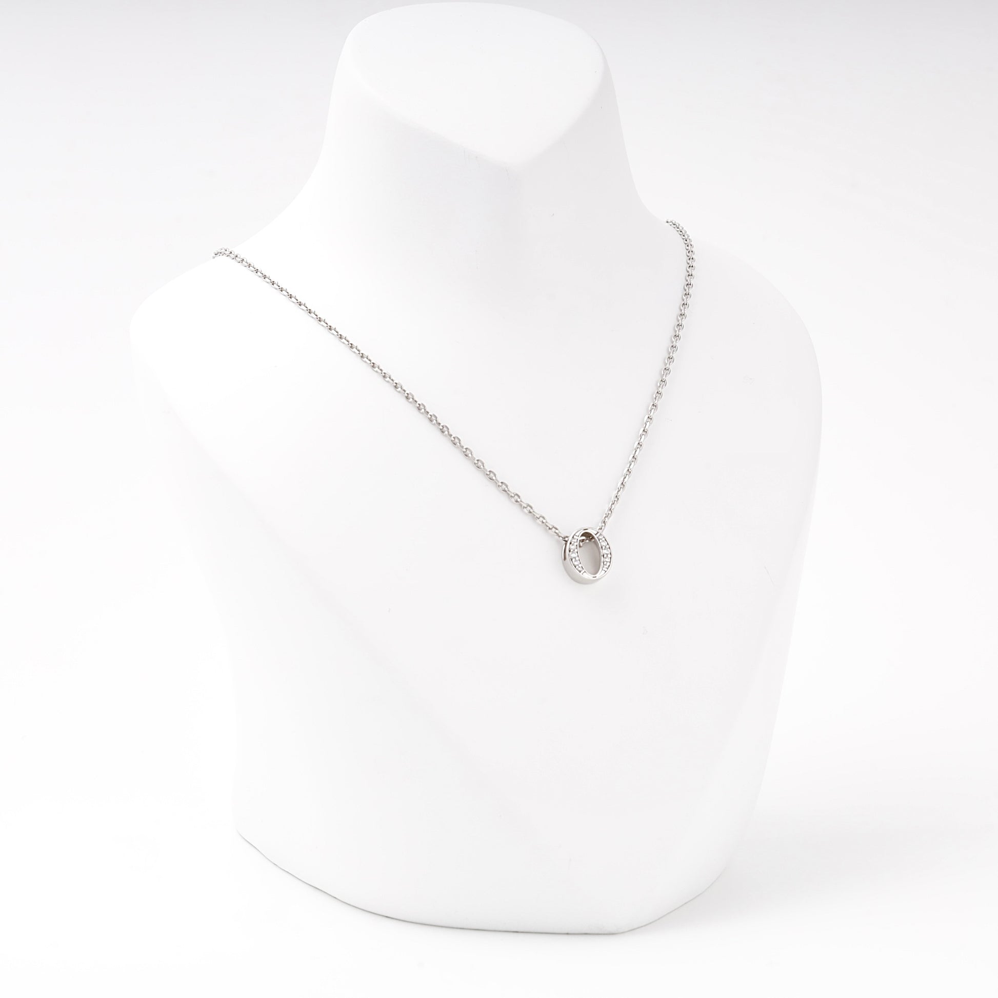 Silver 925 oval cubic zirconia pendant — Kabluchka
