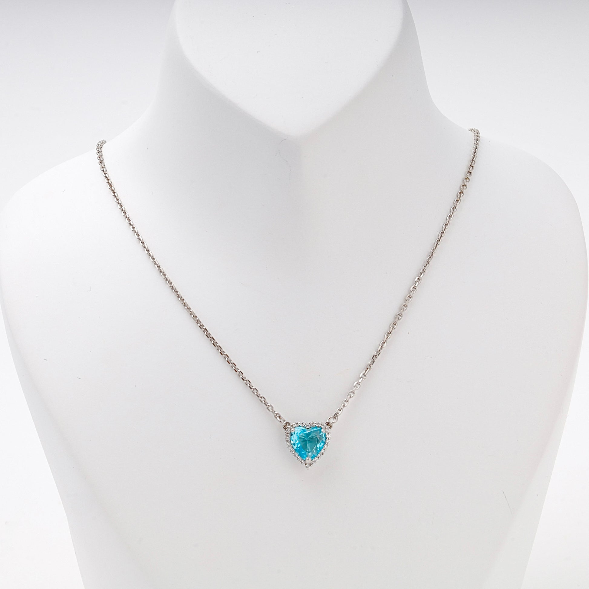 Silver 925 Blue Heart CZ Pendant Necklace flat lay — Kabluchka