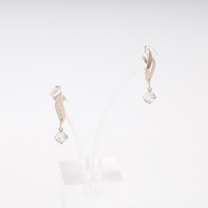 Silver 925 twist drop earrings with cubic zirconia and rose gold — Kabluchka