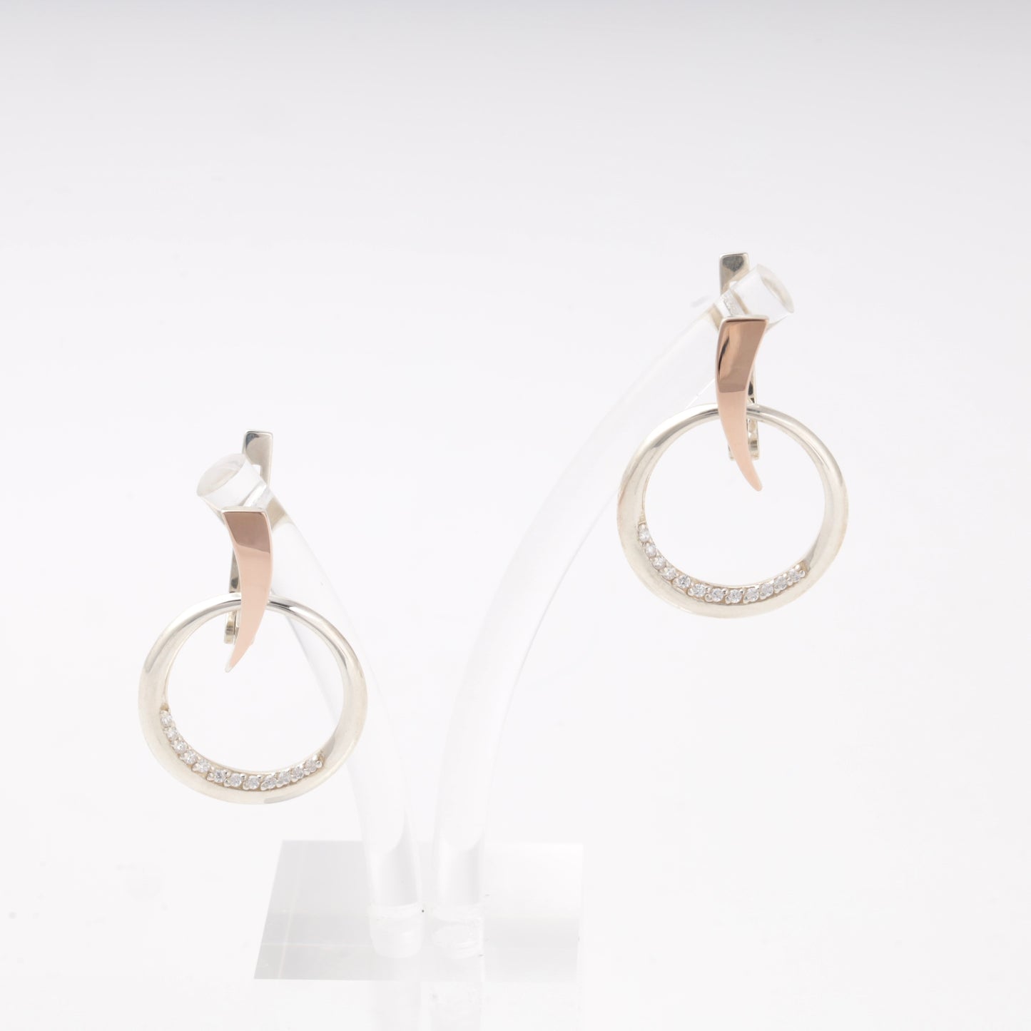 Silver 925 two-tone CZ geometric hoop earrings — view 4 — Kabluchka