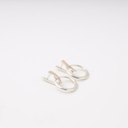 Silver 925 two-tone CZ geometric hoop earrings — view 3 — Kabluchka