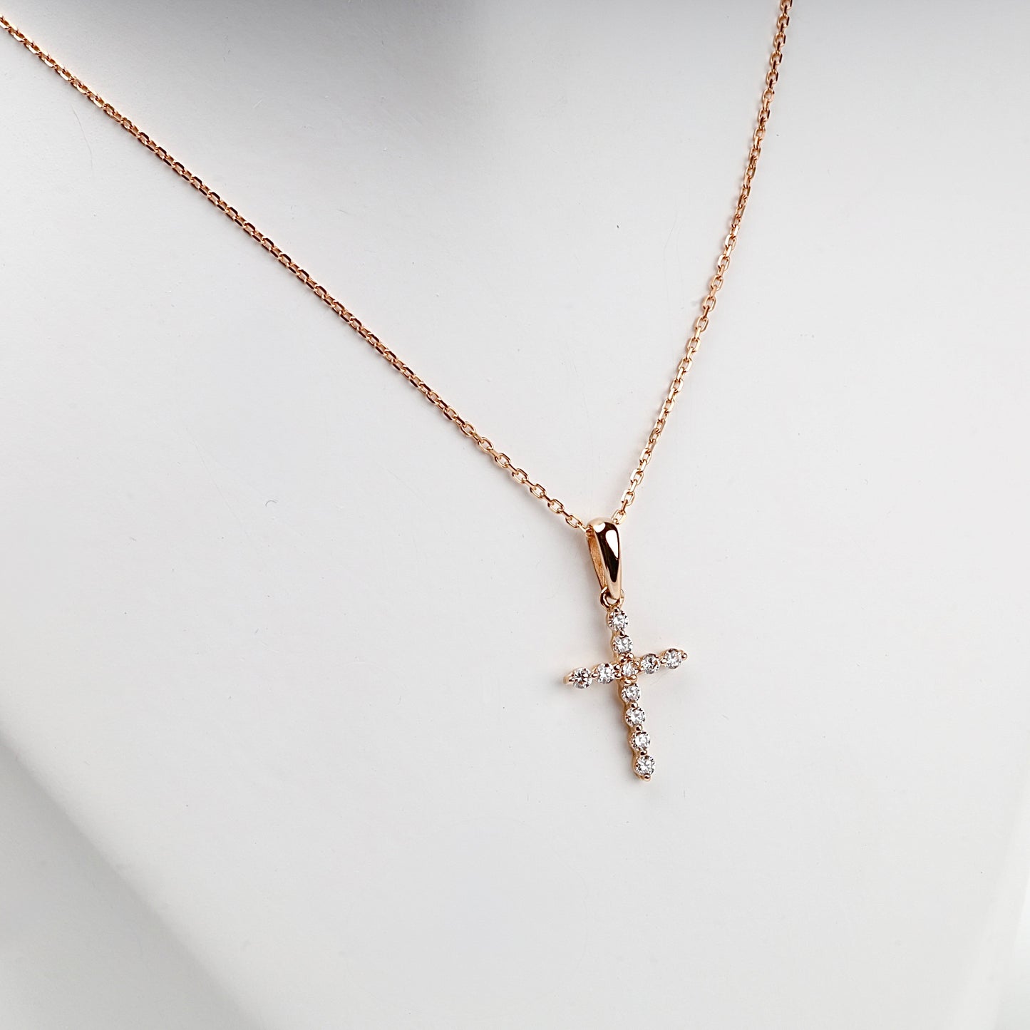 Rose Gold 14K (585) Cubic Zirconia Cross Pendant, product view 4 — Kabluchka