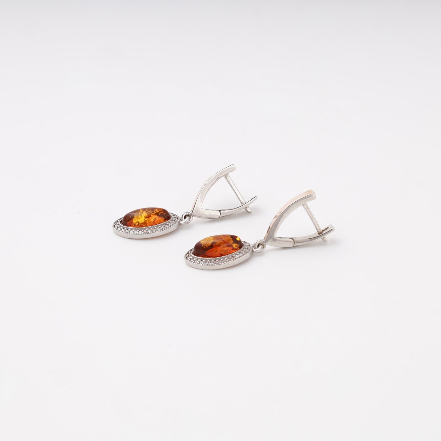 Silver 925 amber drop earrings, side view with English lock — Kabluchka