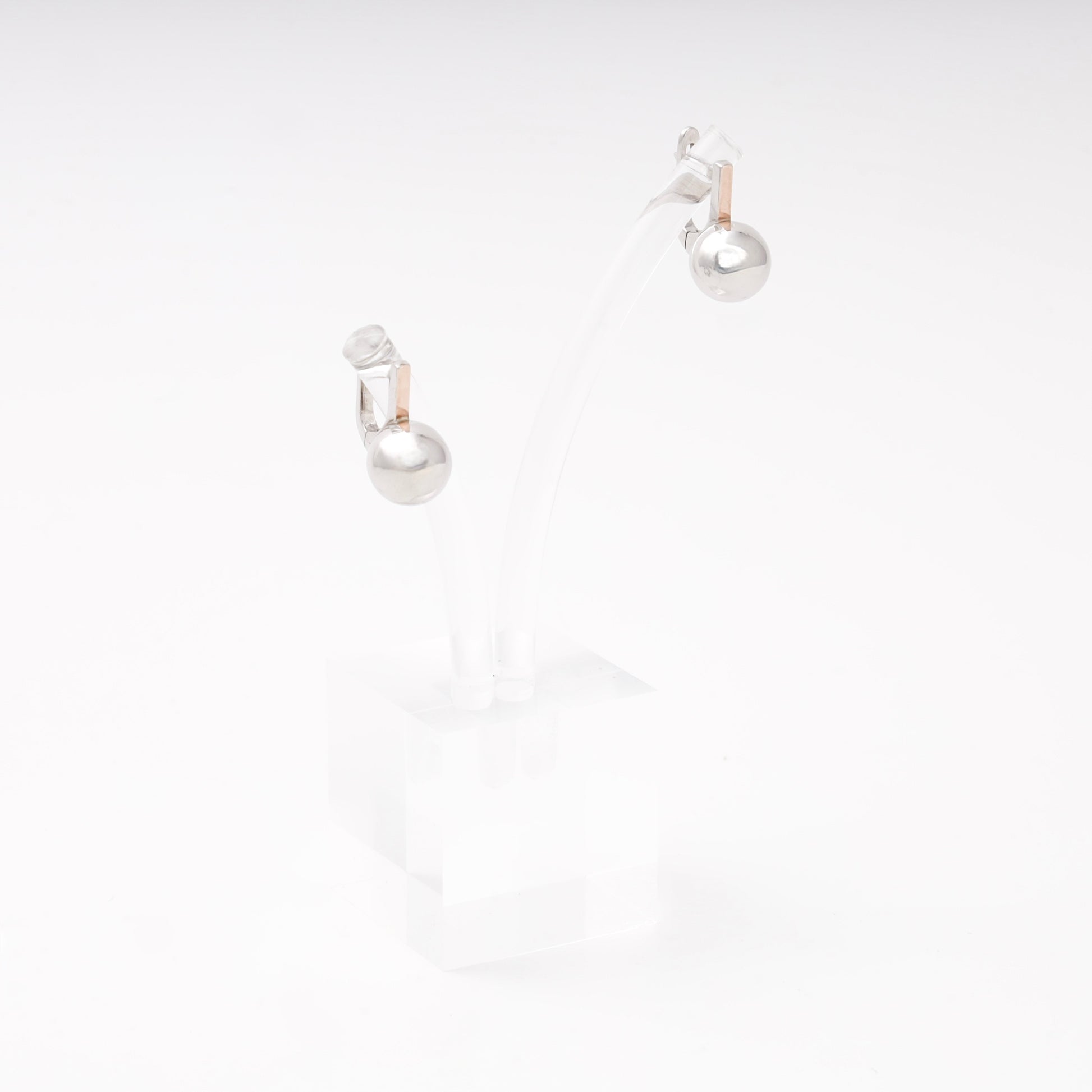 Silver 925 ball earrings on display stand — Kabluchka