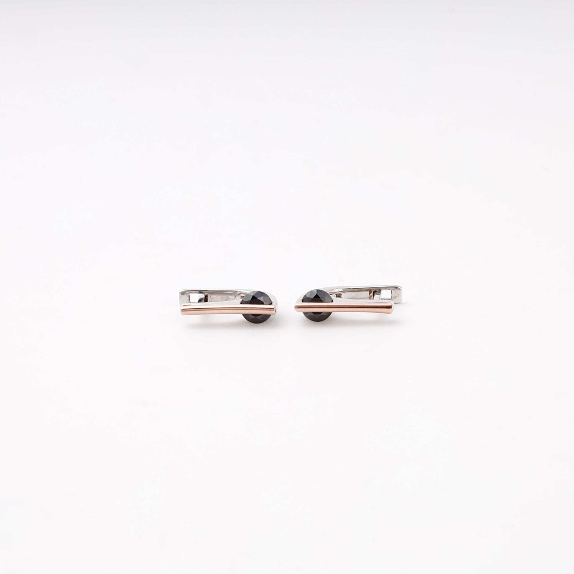 Silver 925 earrings with round black cubic zirconia, front view — Kabluchka