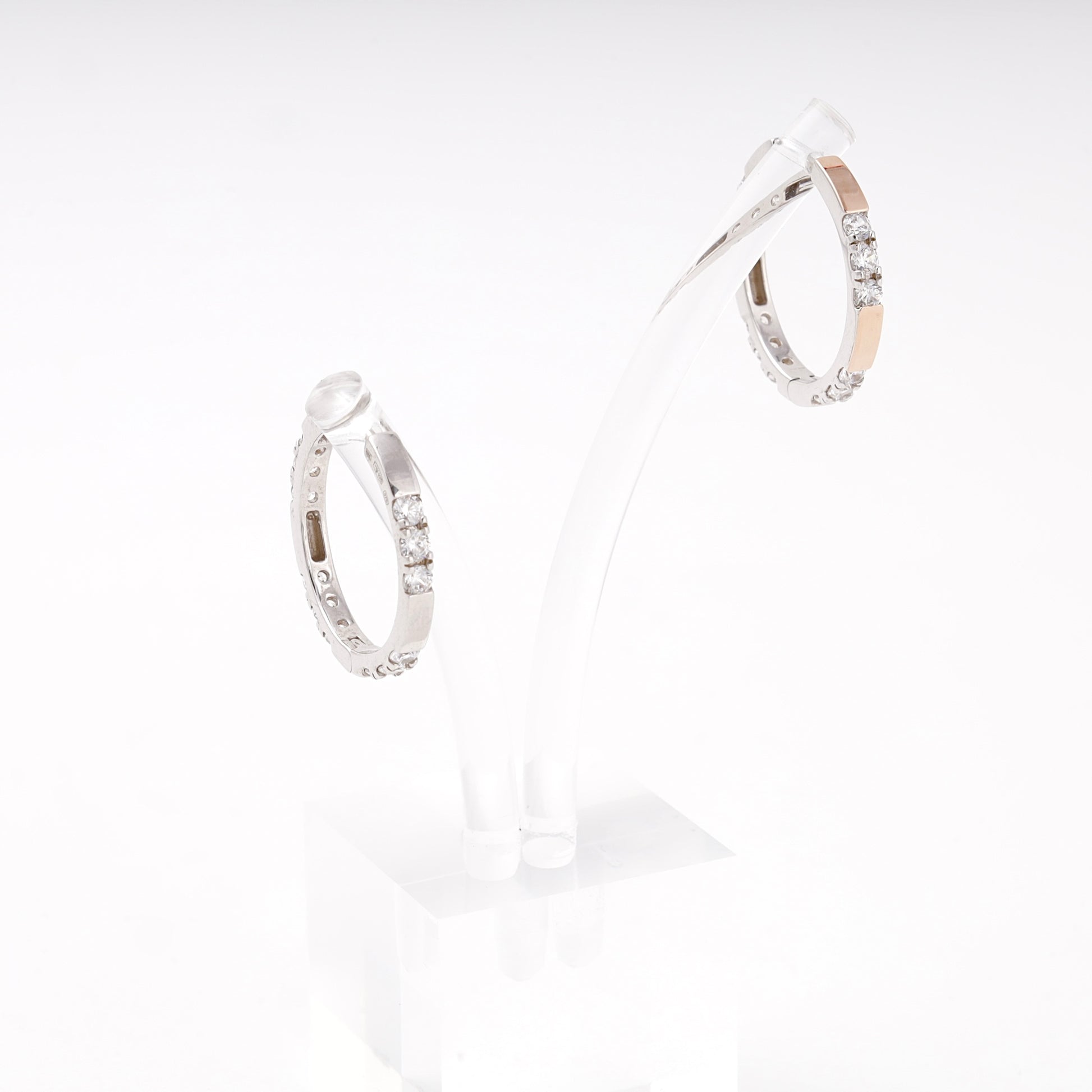 Pair of silver 925 cubic zirconia hoop earrings — Kabluchka