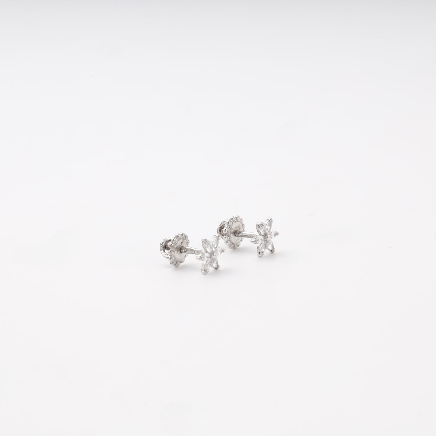 Silver 925 flower CZ stud earrings — view 3 — Kabluchka