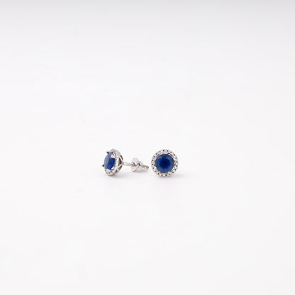 Silver 925 round halo stud earrings close-up — Kabluchka