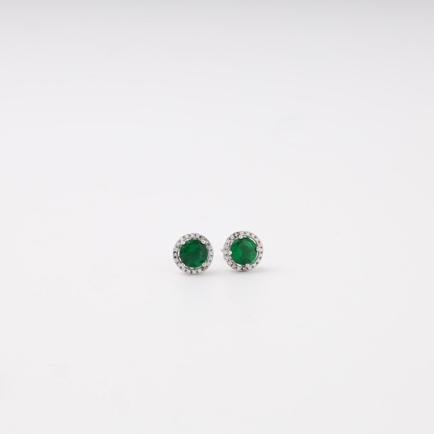 Silver 925 halo stud earrings with green cubic zirconia — Kabluchka