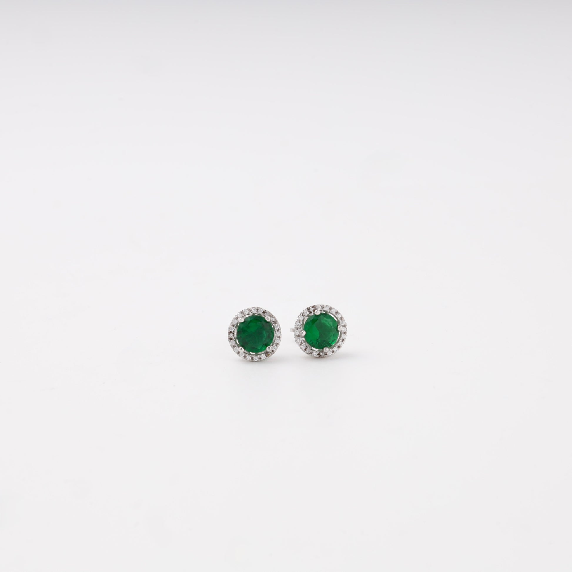 Silver 925 halo stud earrings with green cubic zirconia — Kabluchka