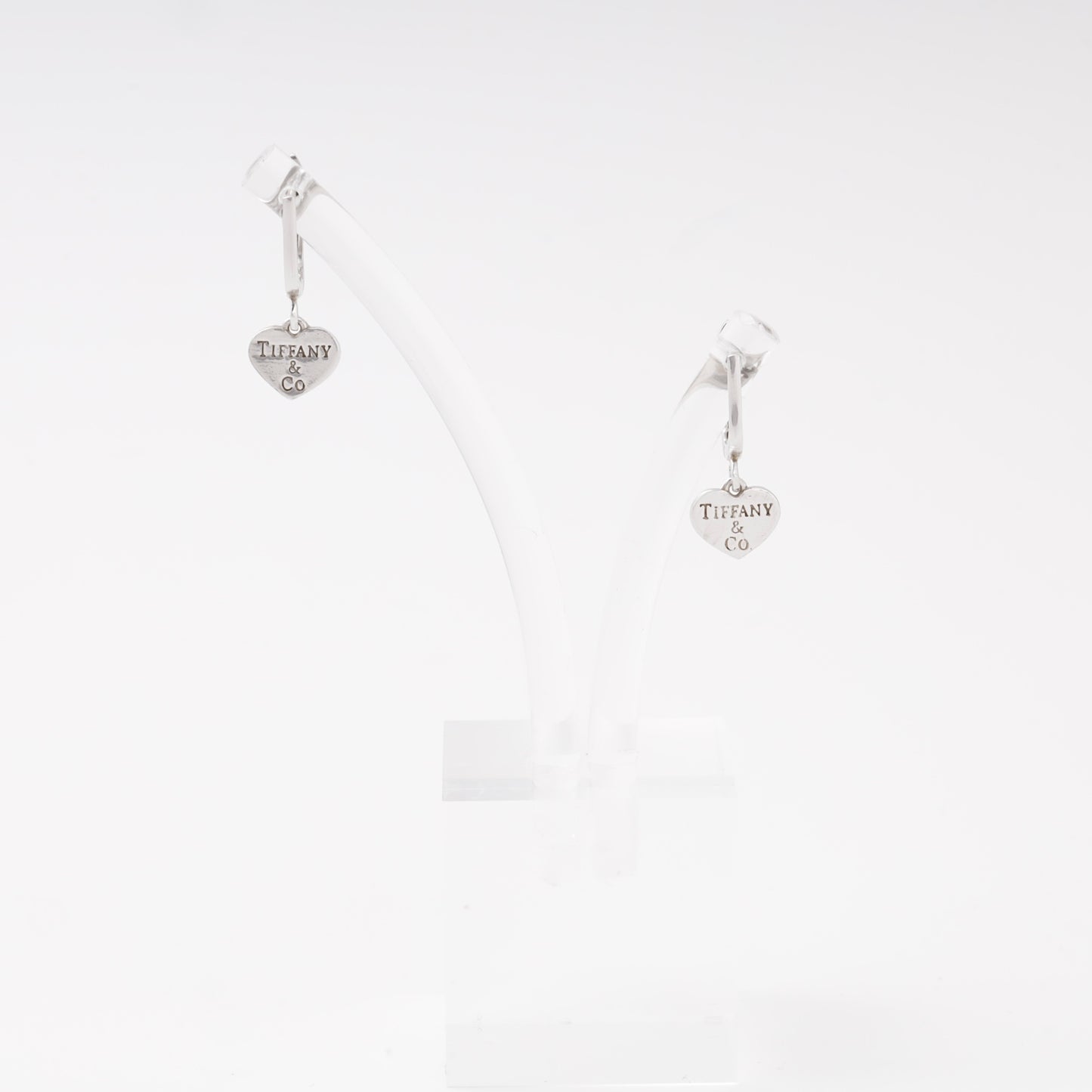 Silver 925 heart tag drop earrings on English lock — Kabluchka
