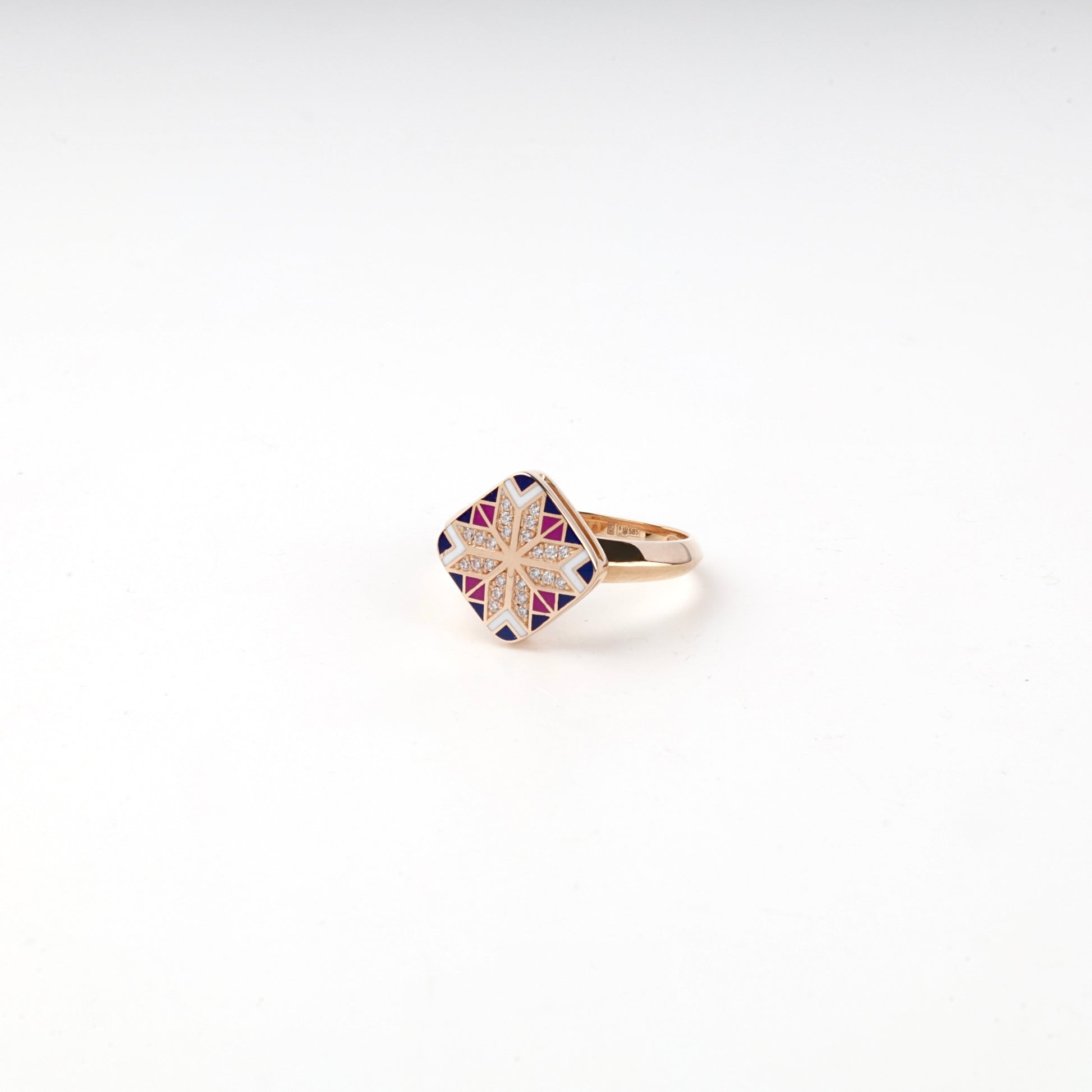 Geometric Ukrainian enamel ornament with cubic zirconia border, close view
