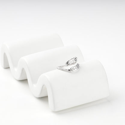 White Gold 14K wheat ear open ring, front view