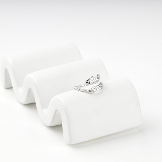 White Gold 14K wheat ear open ring, front view