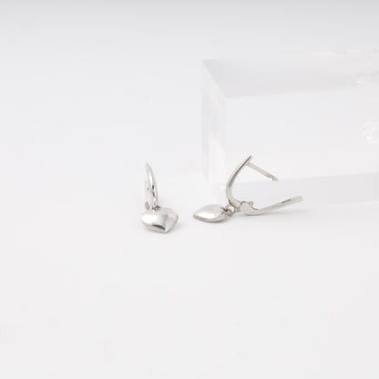 Silver 925 polished heart dangle earrings — view 3 — Kabluchka